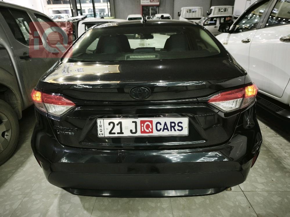 تۆیۆتا کۆرۆلا